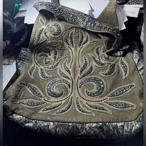 Kippys purse with design.